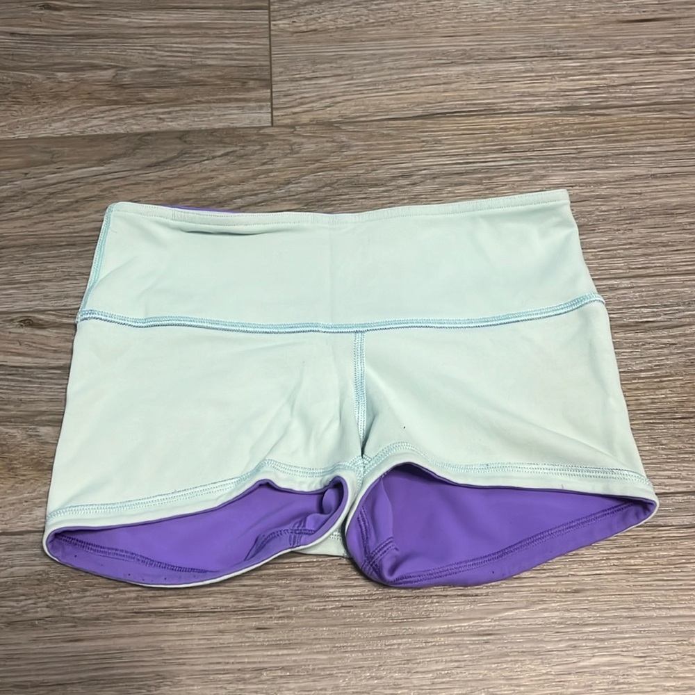 Reversible lulu shorts that are discontinued